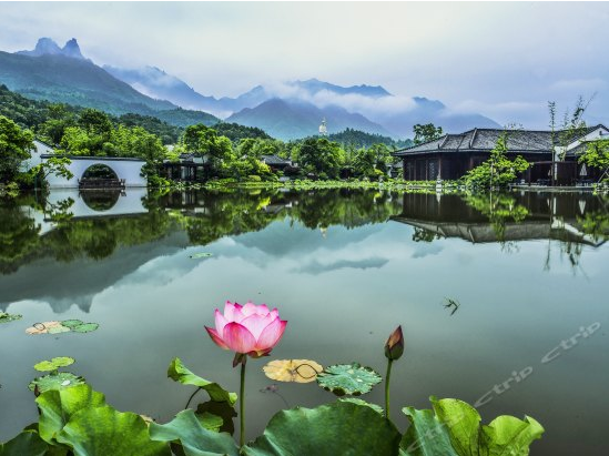 milan米兰涵月楼度假酒店